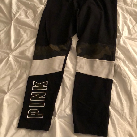 PINK Victoria's Secret Pants - Victoria Secret Pink Camo Leggings